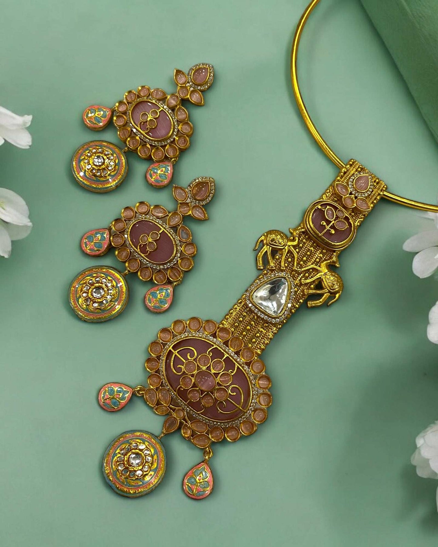 Alvira Pink Jadau Hasli
Set - Pirohee by parul sharma