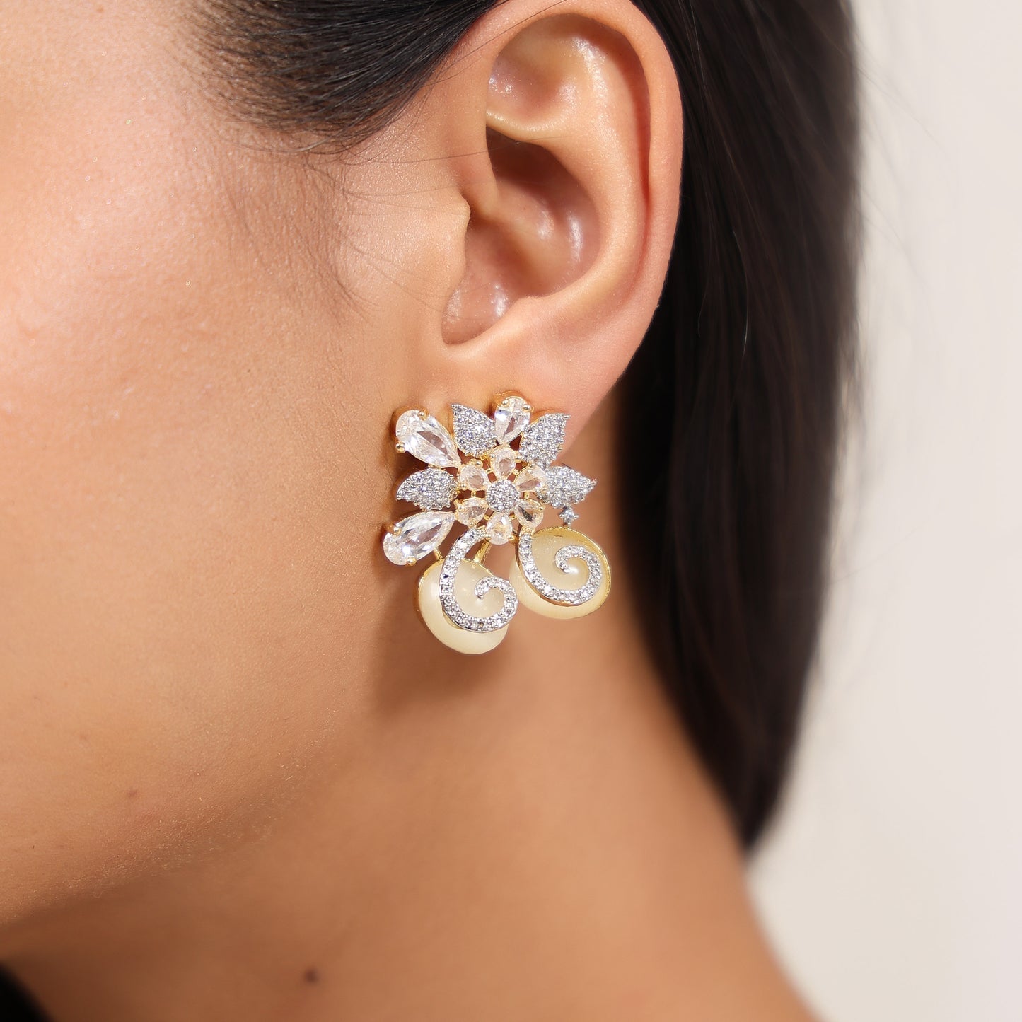 Sparza Ivory earrings