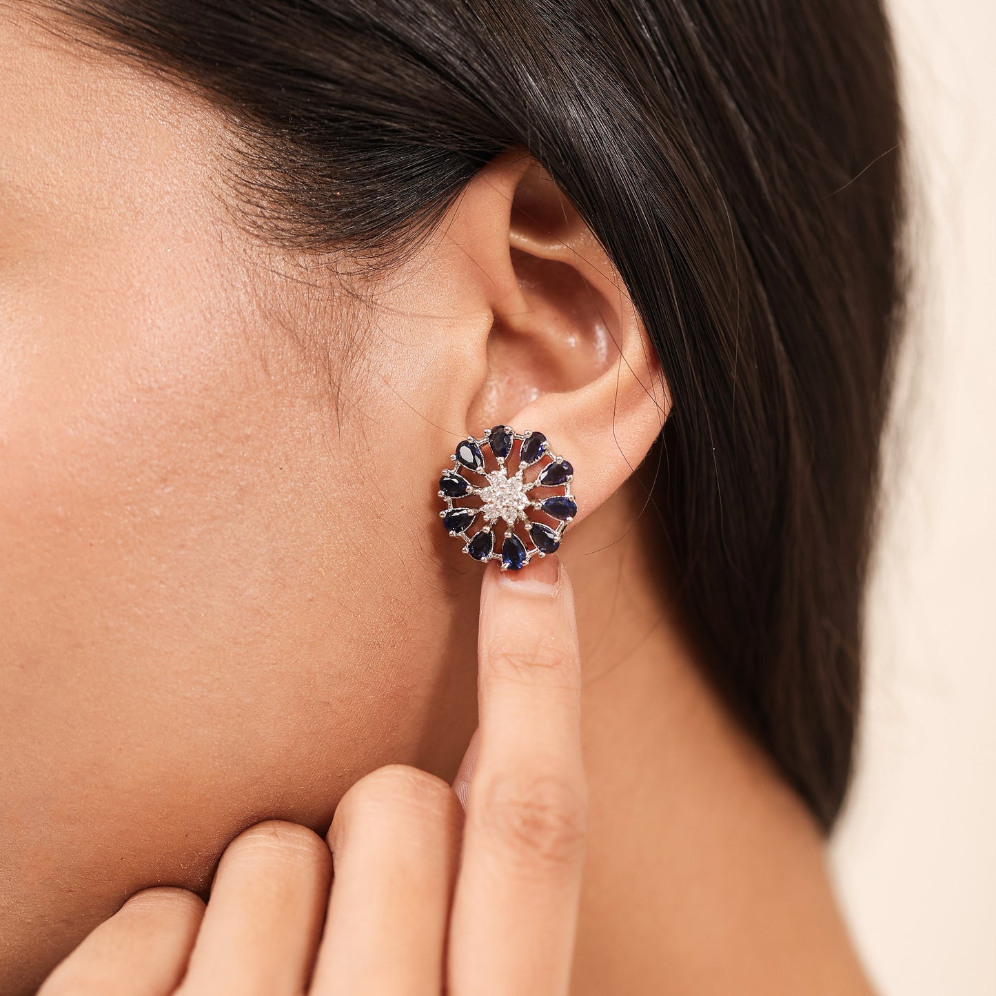 Daisy Blue Earrings