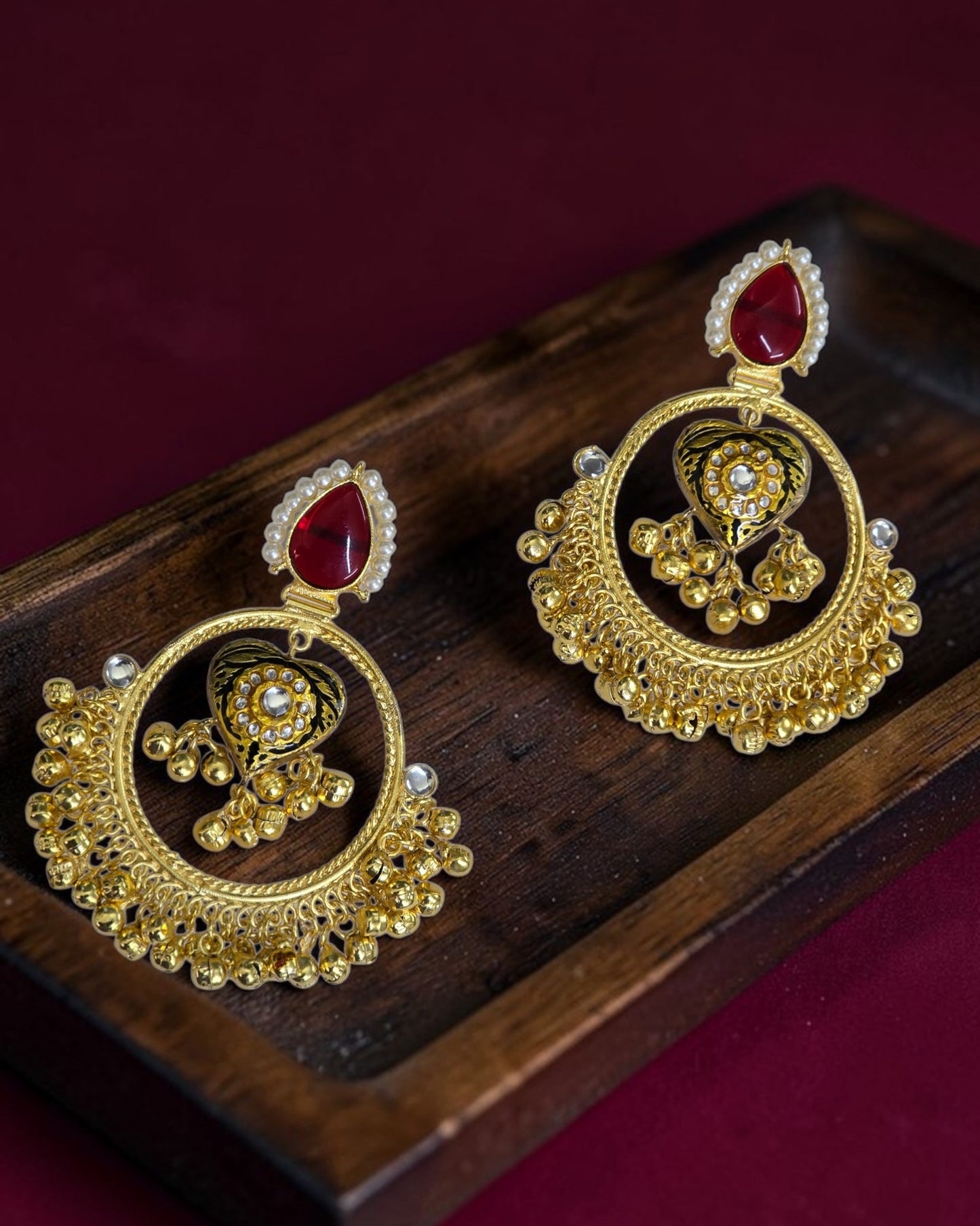 Aabroo Partaash Fusion Chandbali