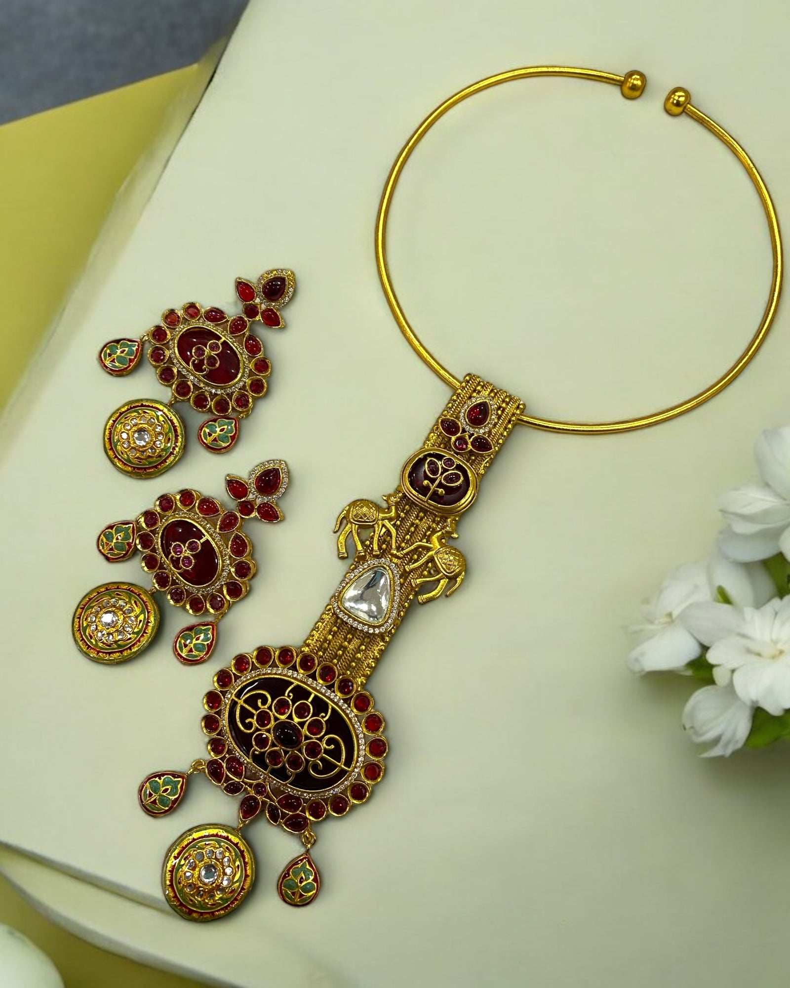 Alvira Maroon Red Jadau Hasli
Set - Pirohee by parul sharma