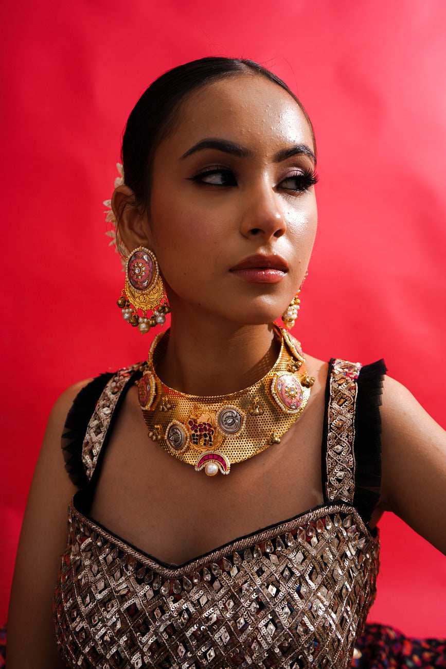 Kaiynaat Jadau Hasli Set - Pirohee by parul sharma