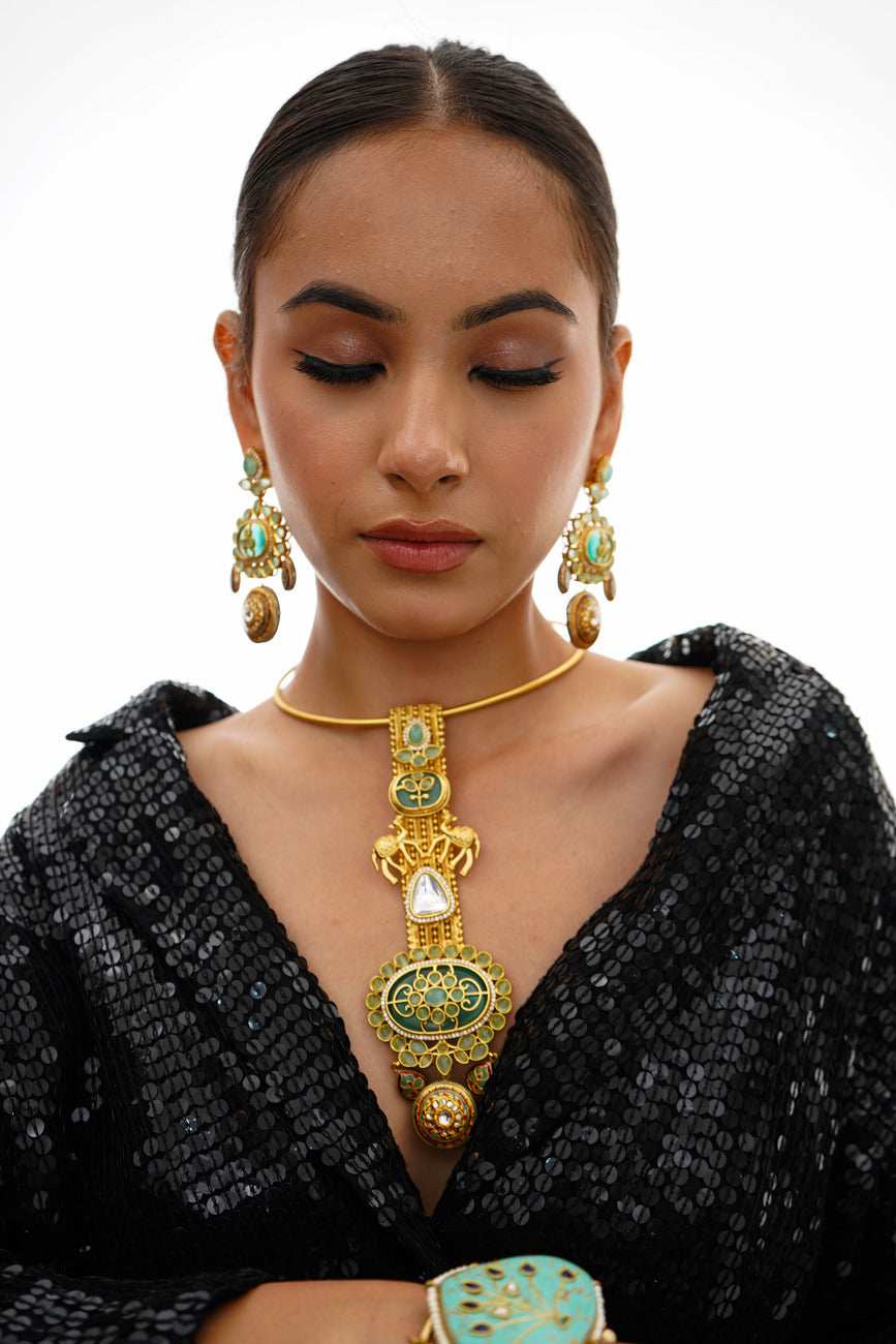 Alvira Aquamarine Jadau Hasli Set - Pirohee by parul sharma