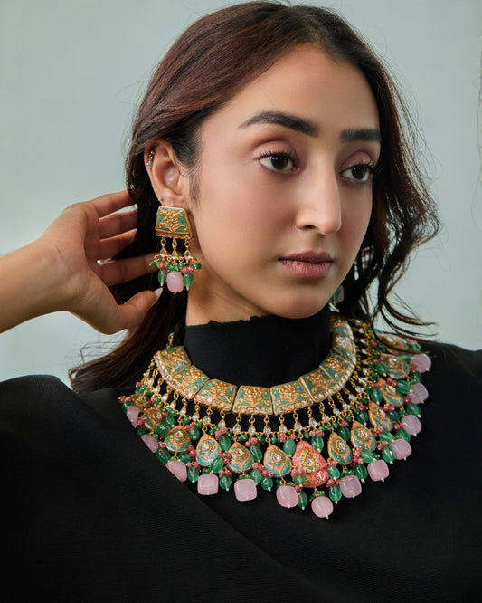 Qurbat Mint Green Necklace
Set