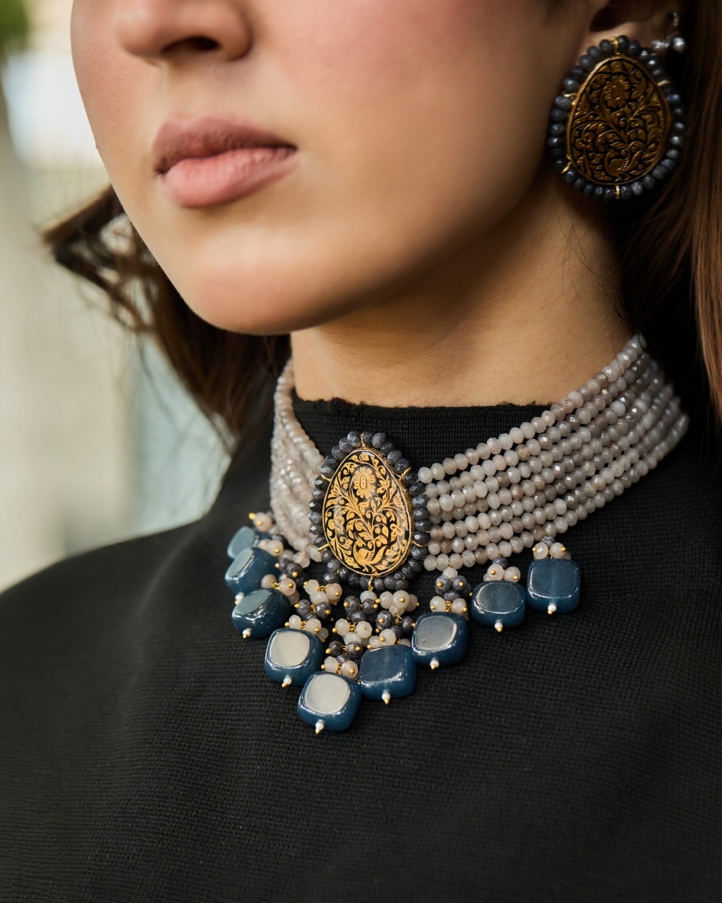 Alluring Moon Grey Choker Set